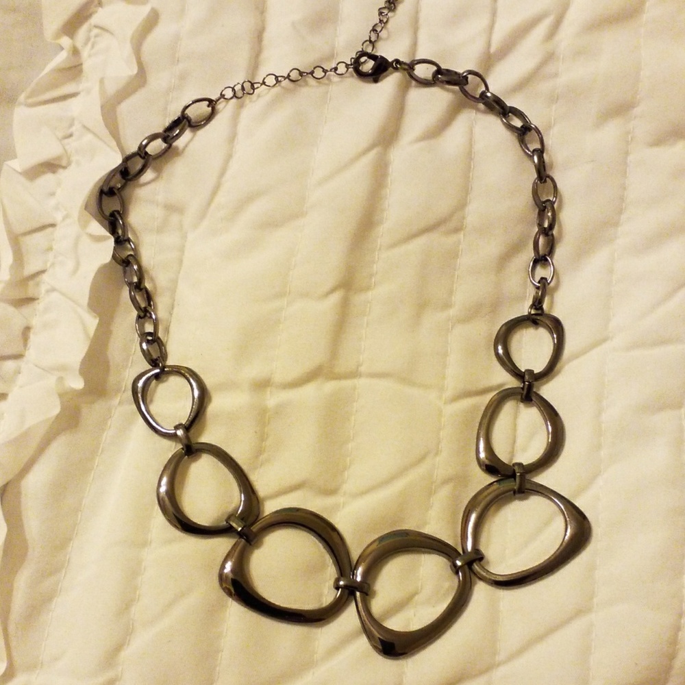 Kohls pewter necklace
